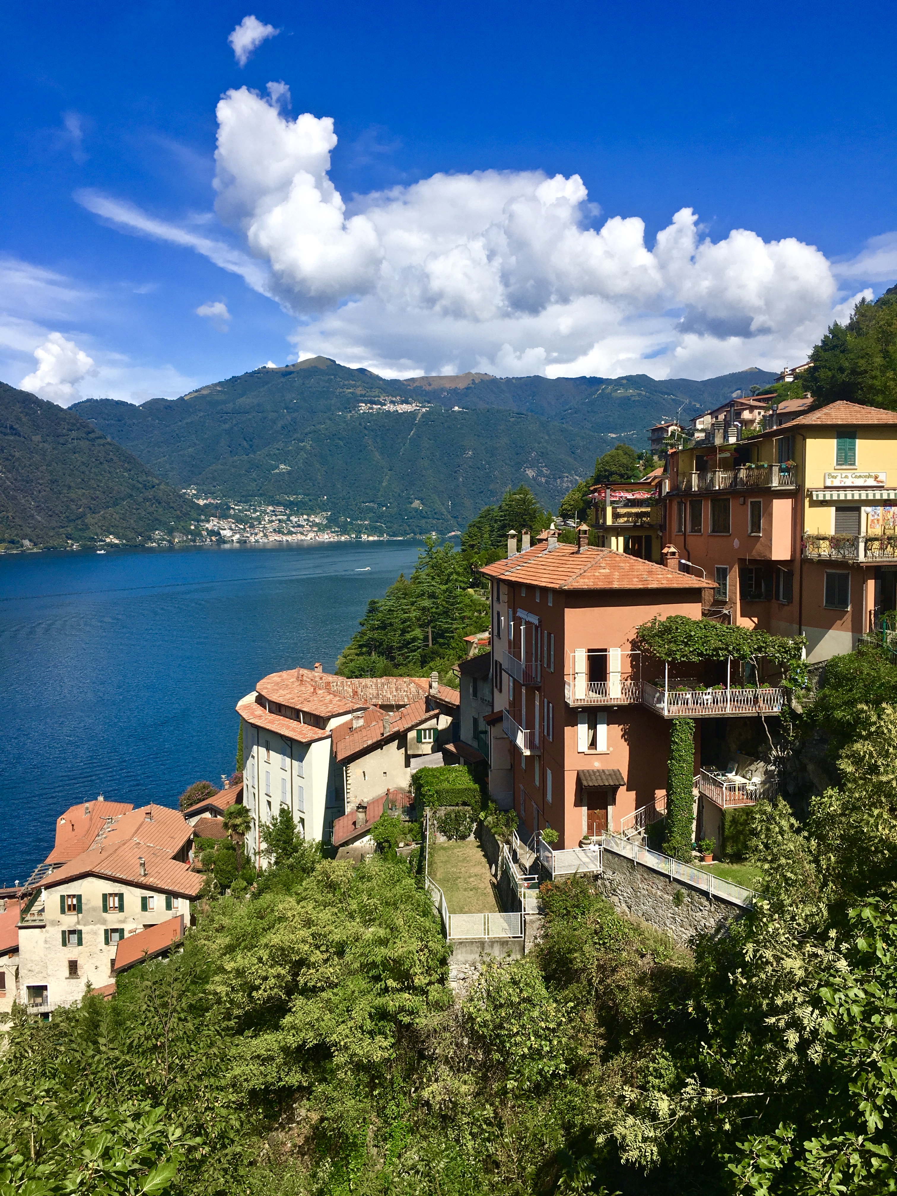 road trip Italy lake como